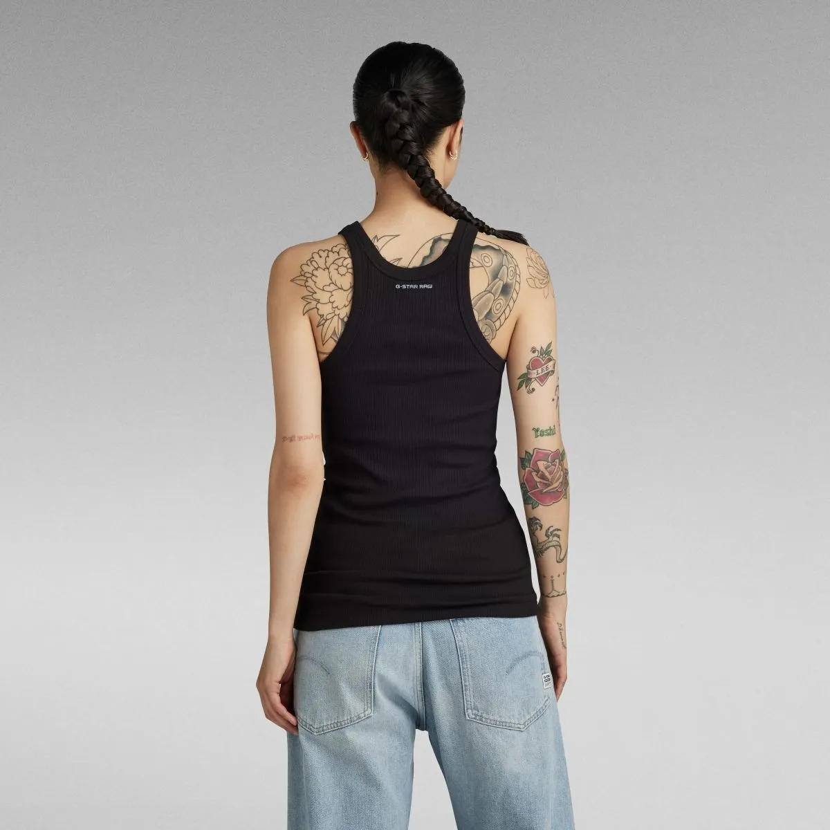D22768 B289 TANK6484 BLACK
