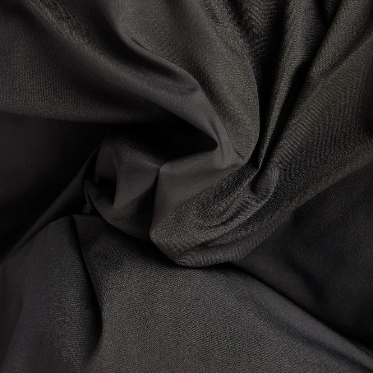 D23534 D199 WHISTLER6484 BLACK