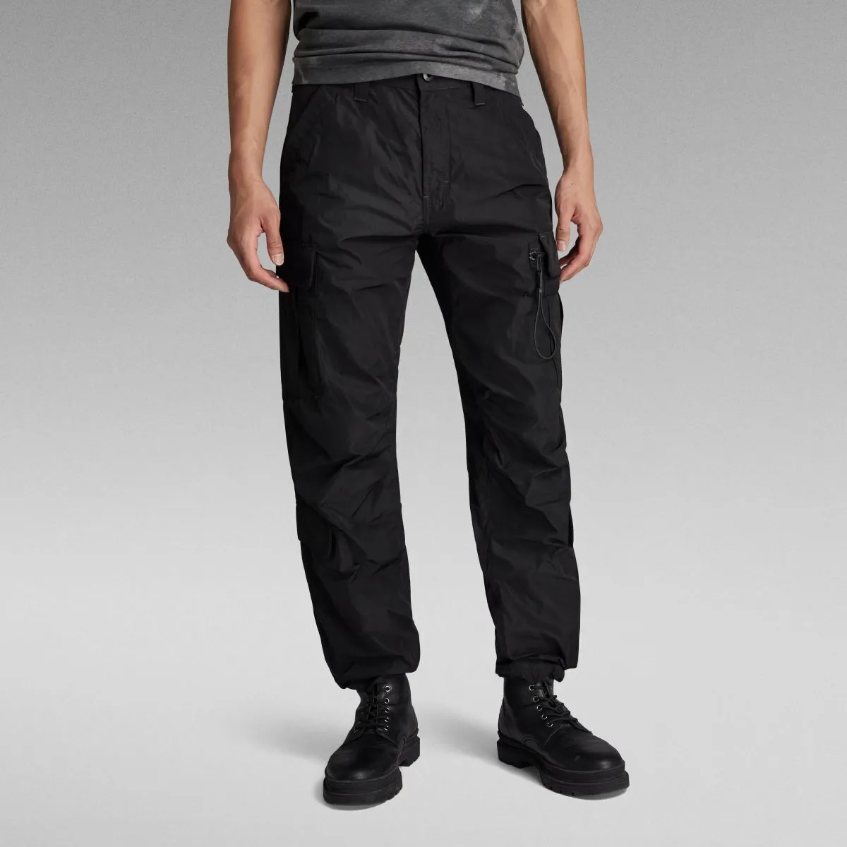 D23677 D296  P3 CARGO6484 BLACK