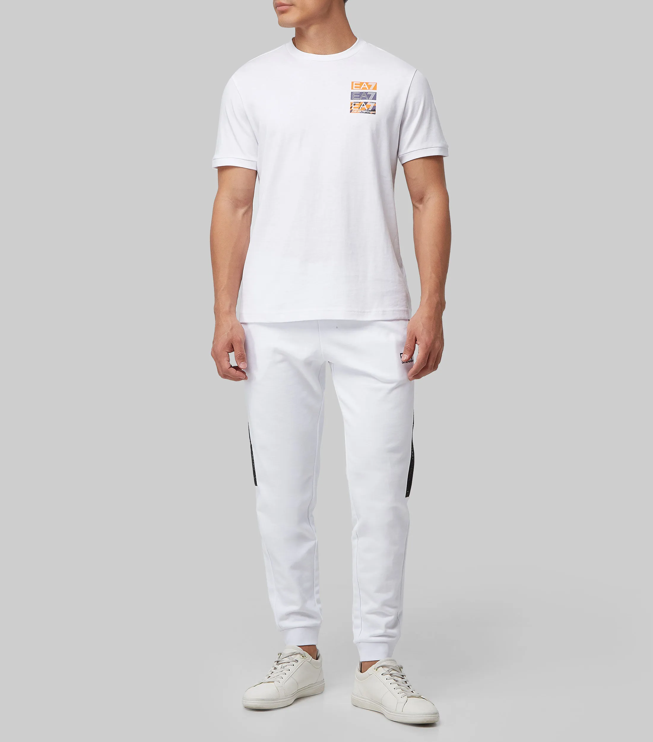 EA7 Emporio Armani Pants con logo Hombre