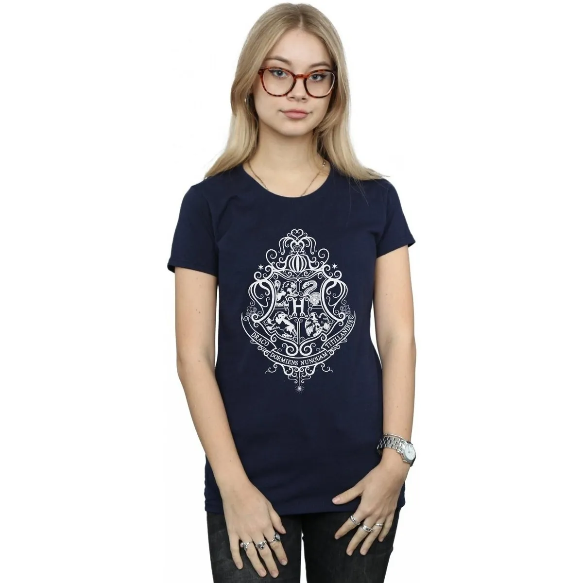Hogwarts Draco Dormiens Crest