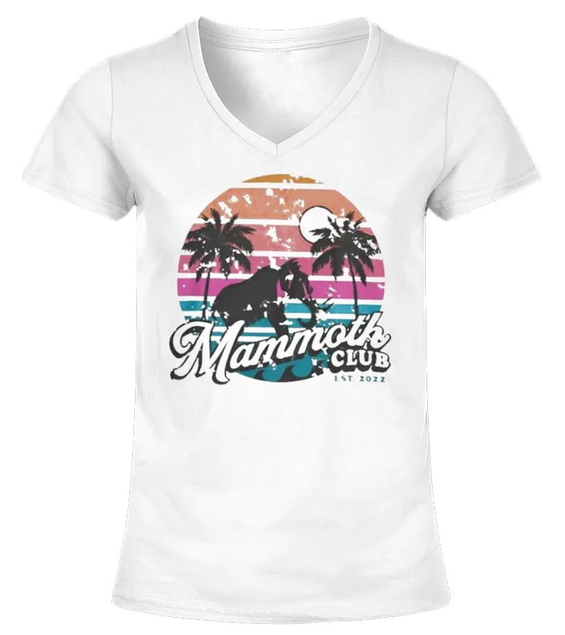 Mammoth Club Merch Camiseta cuello pico Mujer