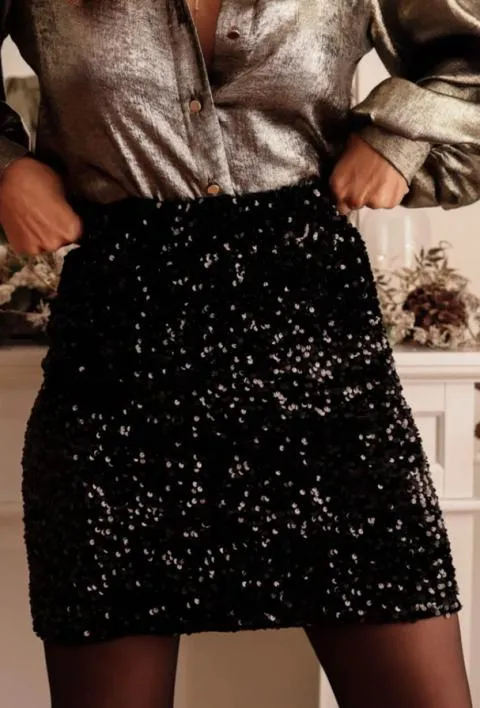 Minifalda con lentejuelas, negra
