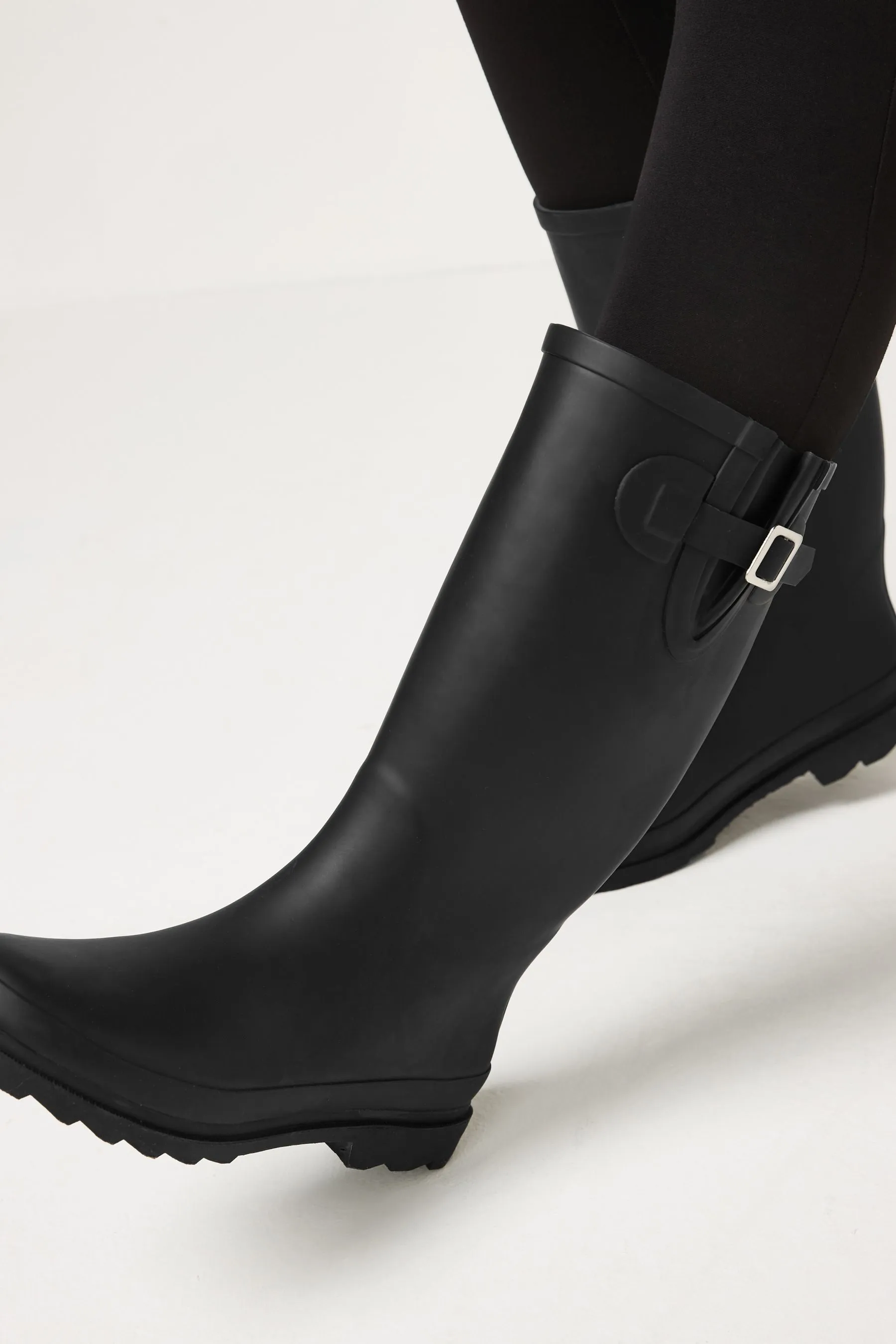 NEGRO  BOTAS DE AGUA