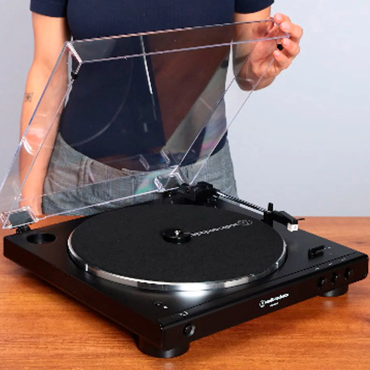 TORNAMESA AUDIOTECHNICA INAL BLTH NEGRA